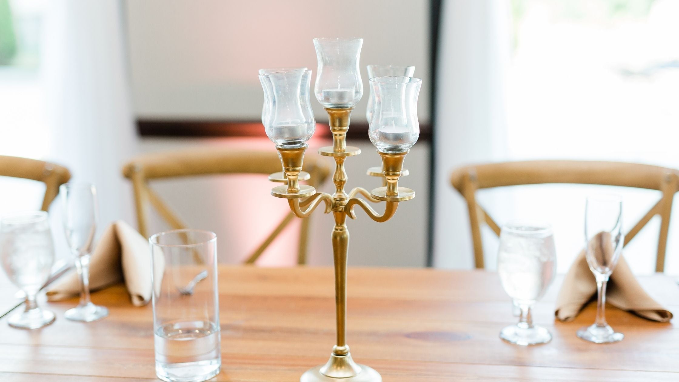 4 Easy Steps to Make Gorgeous Lace Candle Holders